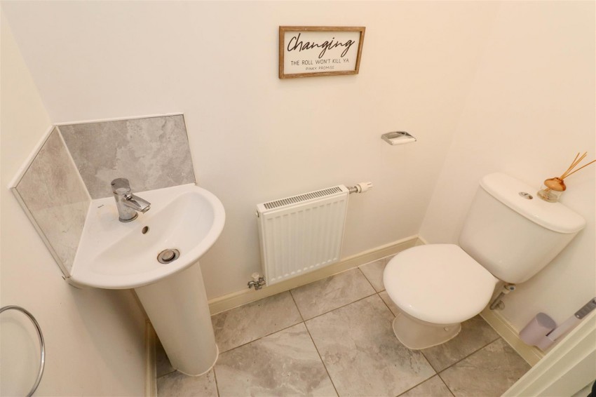 Images for Gale Close, Yateley