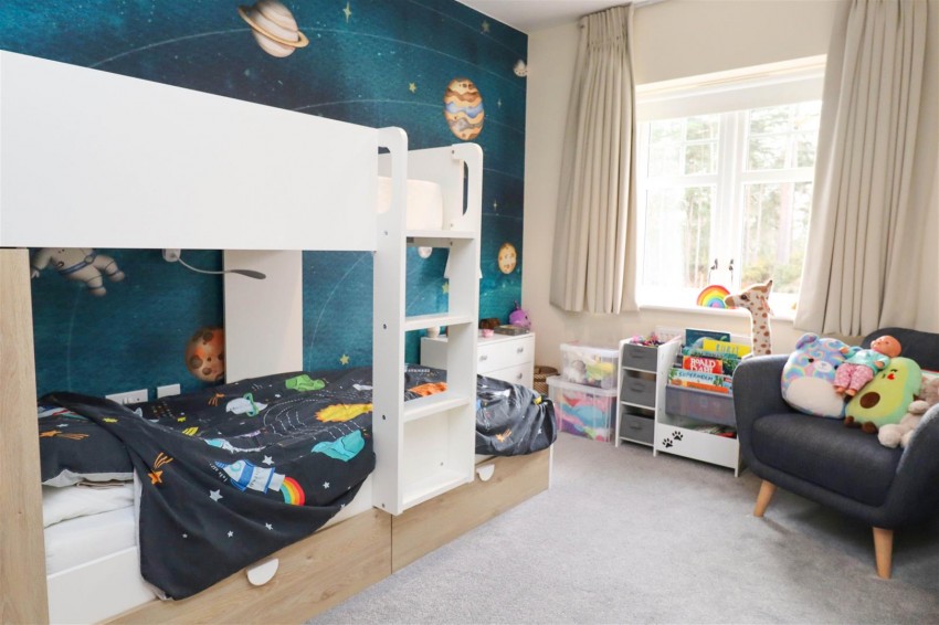 Images for Red Cedar Avenue, Fleet