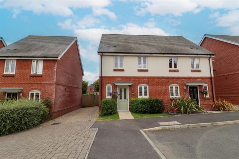 View Full Details for Longbourn Way, Medstead, Alton