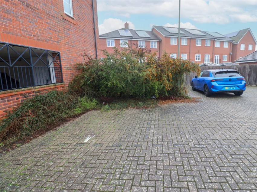 Images for Everest Walk, Church Crookham, Fleet