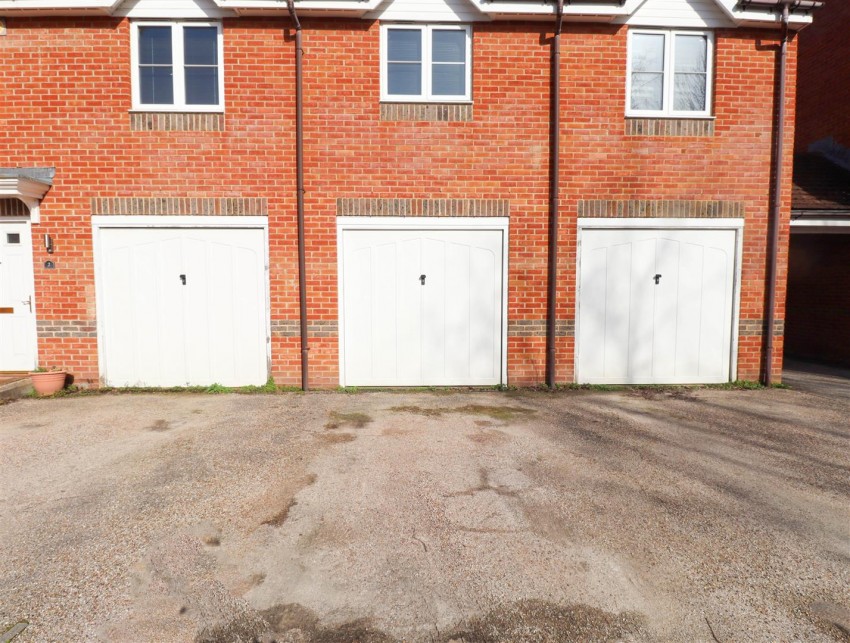 Images for King Henry Road, Fleet