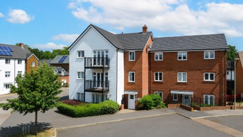 View Full Details for Newton Drive, Church Crookham, Fleet