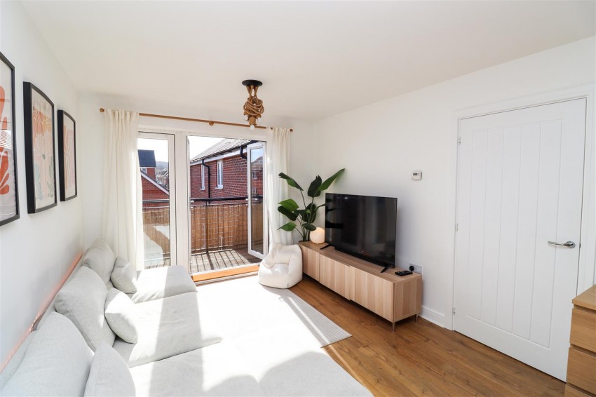 Images for Newton Drive, Church Crookham, Fleet