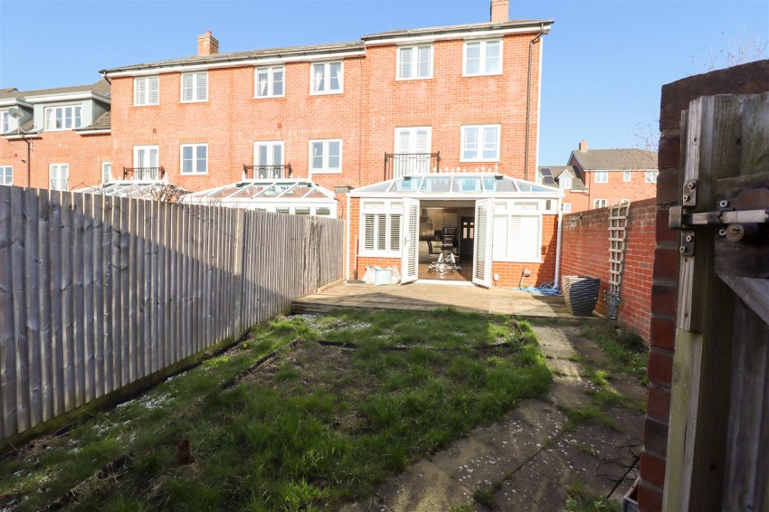 Images for Jubilee Drive, Church Crookham, Fleet