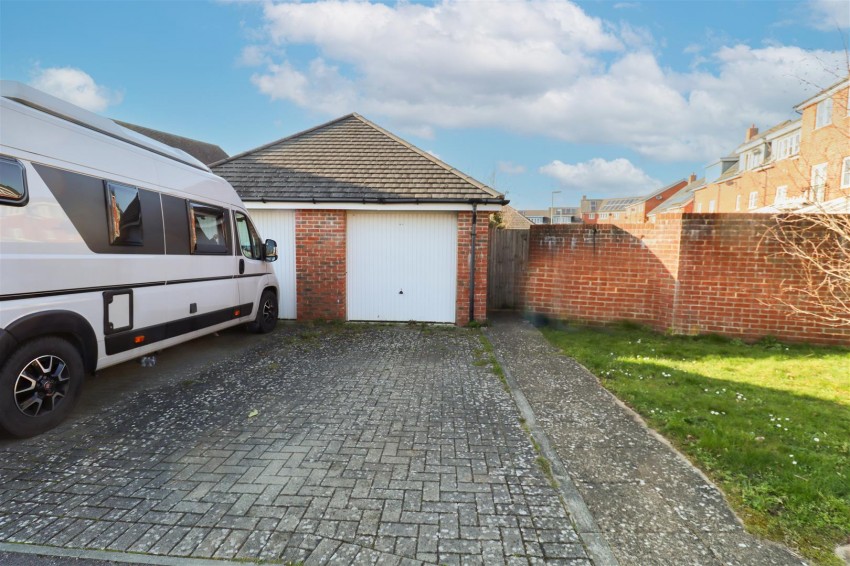 Images for Jubilee Drive, Church Crookham, Fleet