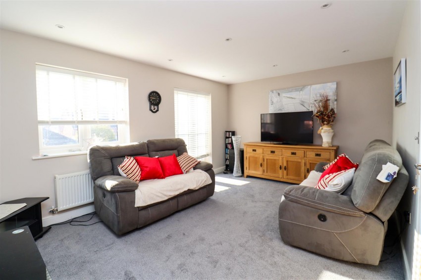 Images for Jubilee Drive, Church Crookham, Fleet