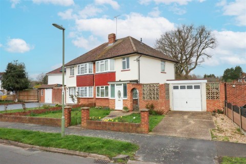 View Full Details for Lynn Way, Farnborough