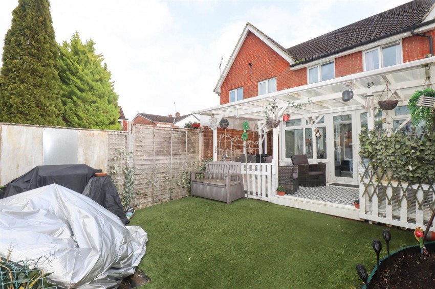 Images for Fleet Road, Farnborough