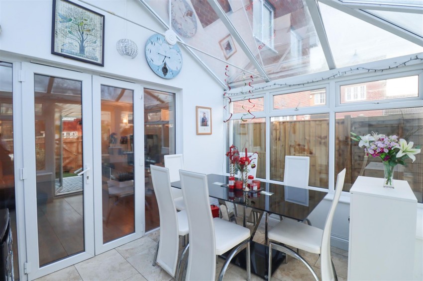 Images for Fleet Road, Farnborough