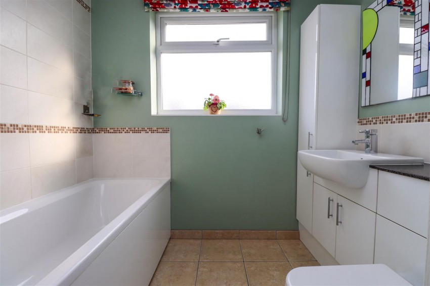 Images for Shaldons Way, Fleet