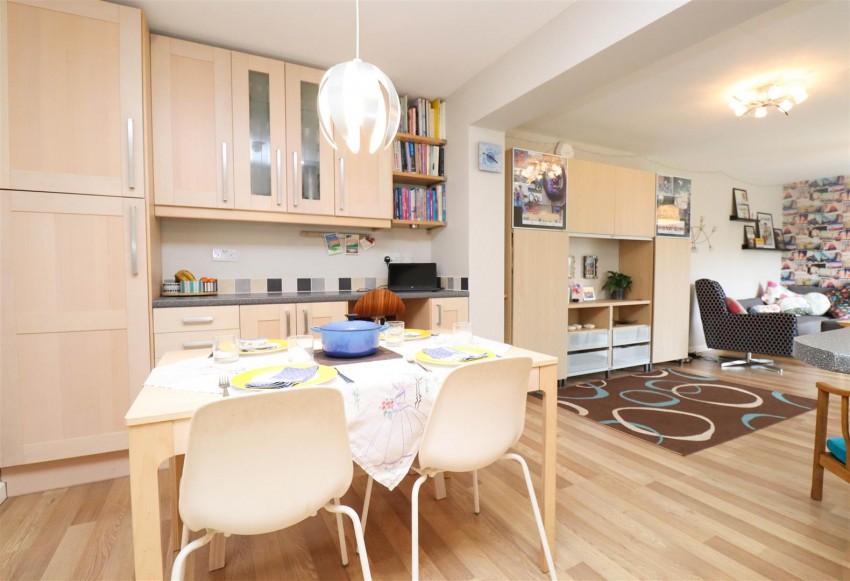 Images for Shaldons Way, Fleet