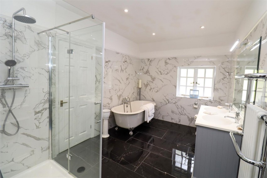 Images for Reading Road North, Fleet