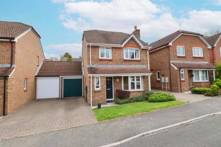 Jessett Drive, Church Crookham