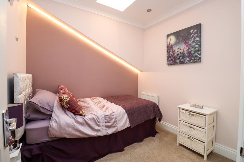 Images for Reading Road South, Fleet