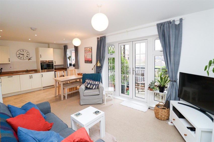 Images for Jubilee Drive, Church Crookham, Fleet