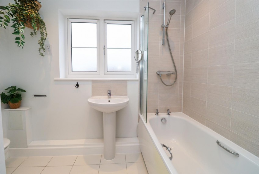 Images for Jubilee Drive, Church Crookham, Fleet