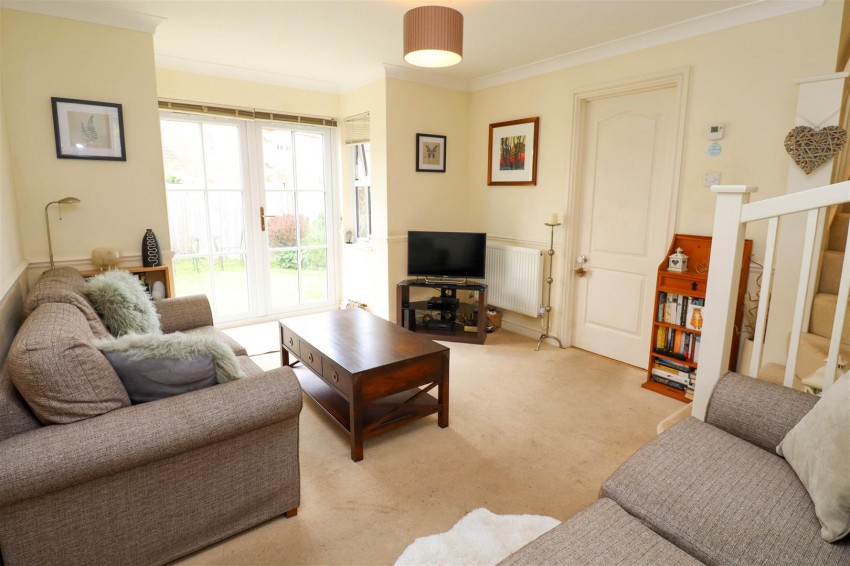 Images for Hop Garden, Church Crookham, Fleet