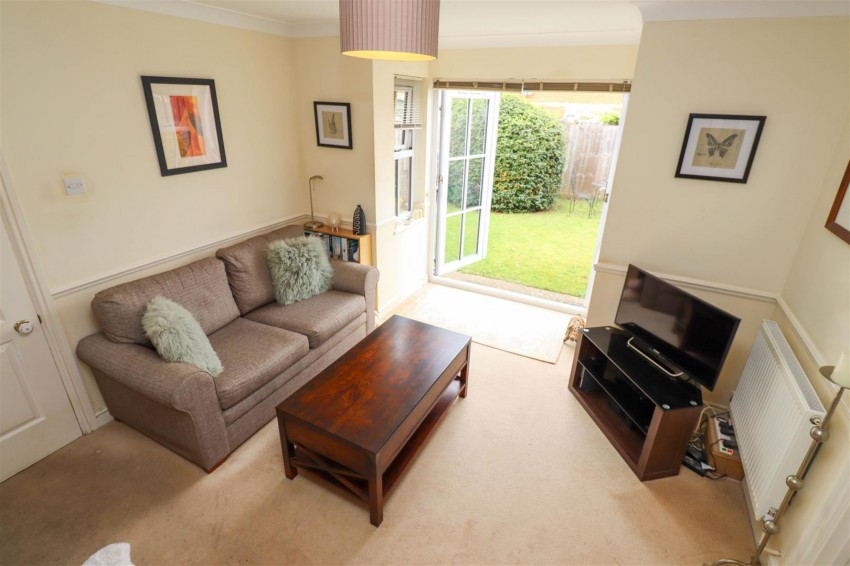 Images for Hop Garden, Church Crookham, Fleet