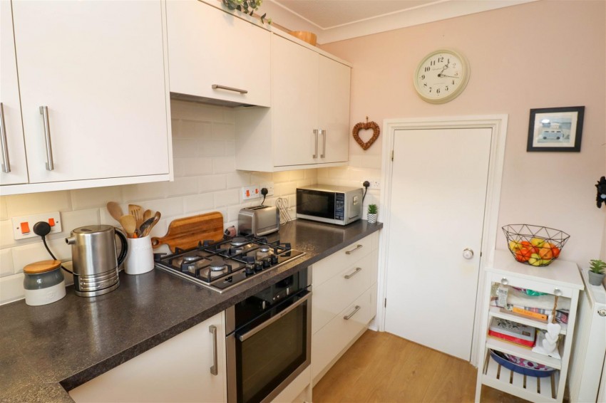 Images for Hop Garden, Church Crookham, Fleet