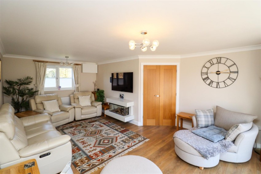 Images for Everest Walk, Church Crookham, Fleet