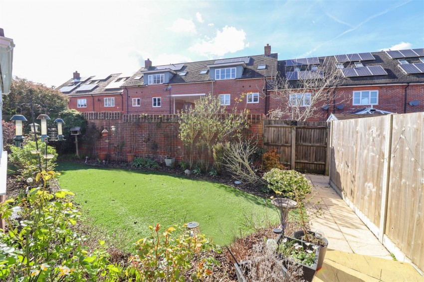 Images for Everest Walk, Church Crookham, Fleet