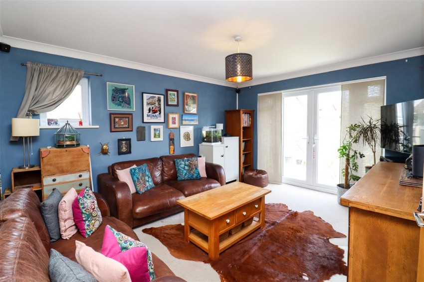 Images for Burns Avenue, Church Crookham, Fleet