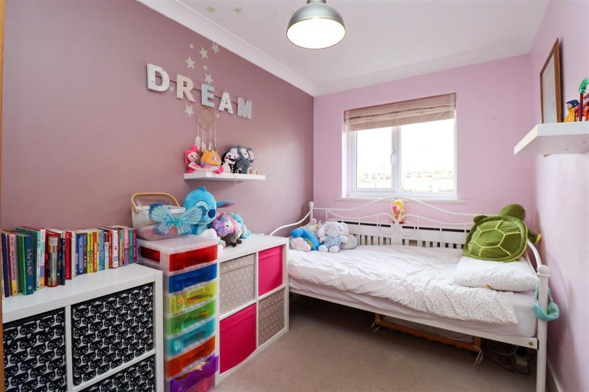 Images for Burns Avenue, Church Crookham, Fleet