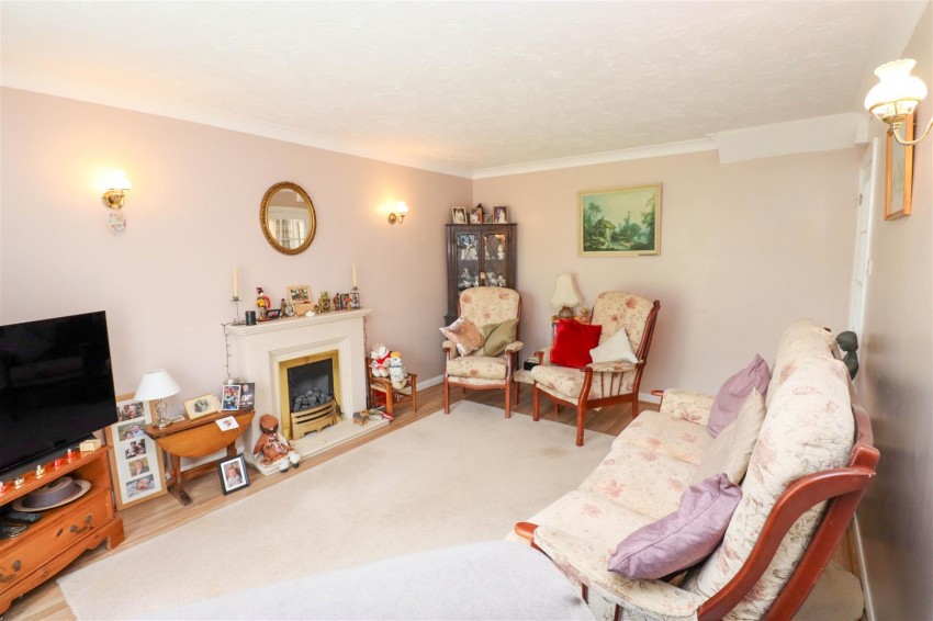 Images for Gondreville Gardens, Church Crookham, Fleet