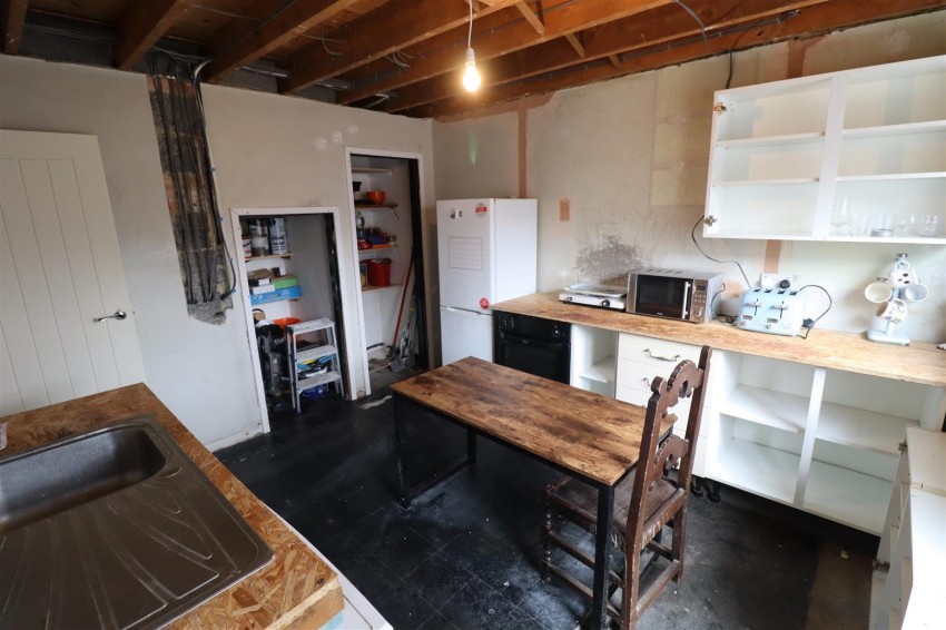 Images for Harvey Road, Farnborough