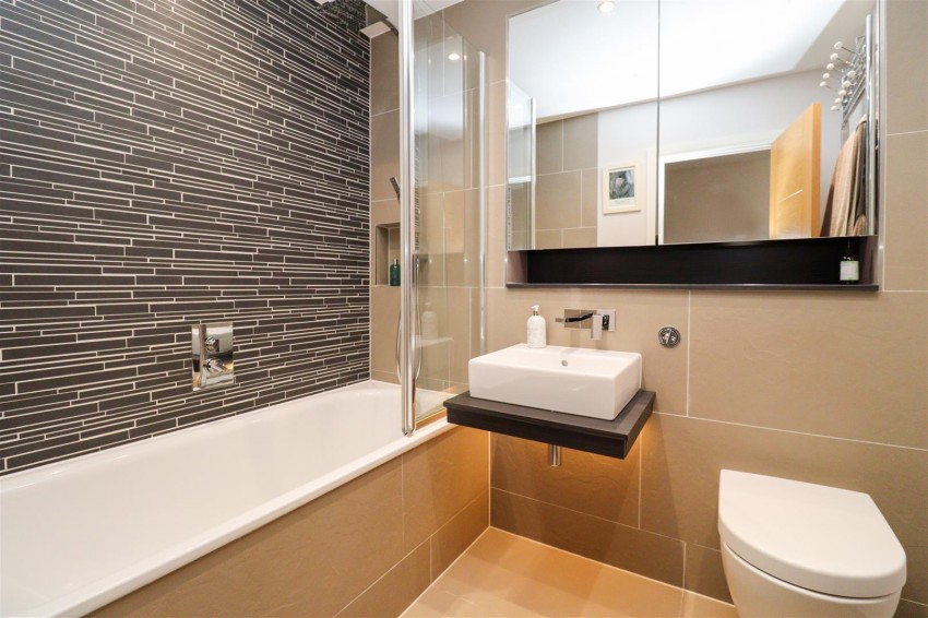 Images for Willowbourne, Fleet