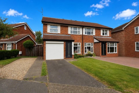 View Full Details for Ambleside Close, Farnborough