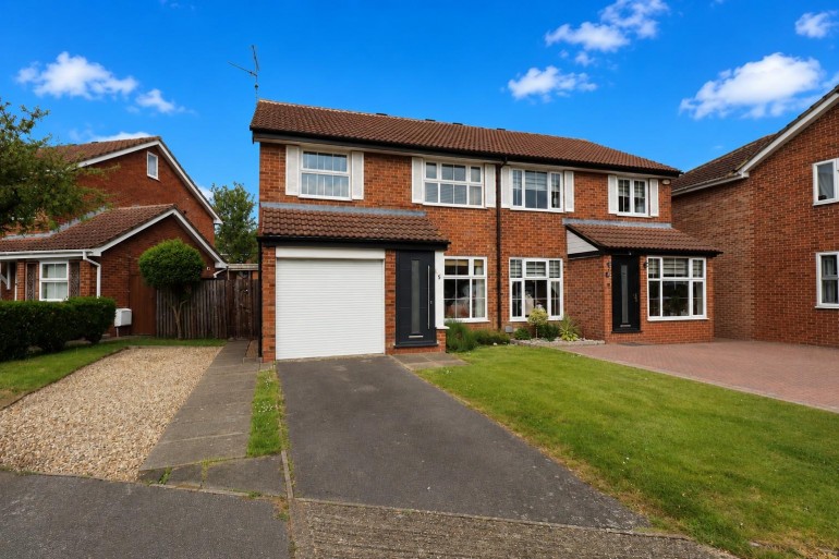 Ambleside Close, Farnborough
