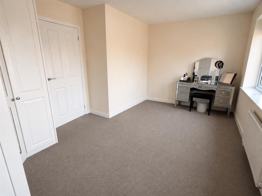 Images for Northolt Close, Farnborough