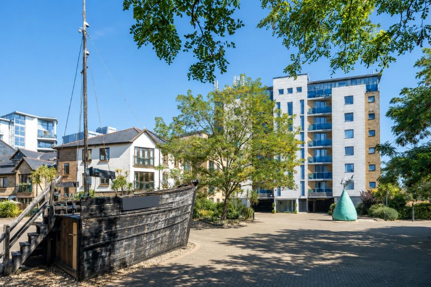 Images for Plough Way, London