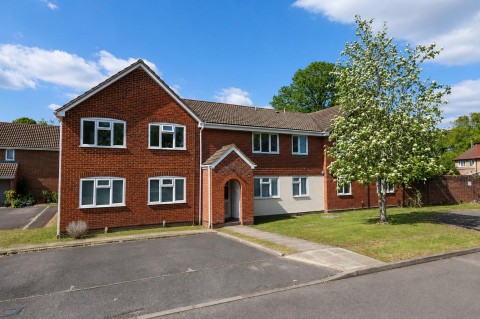 View Full Details for Swan Way, Church Crookham, Fleet
