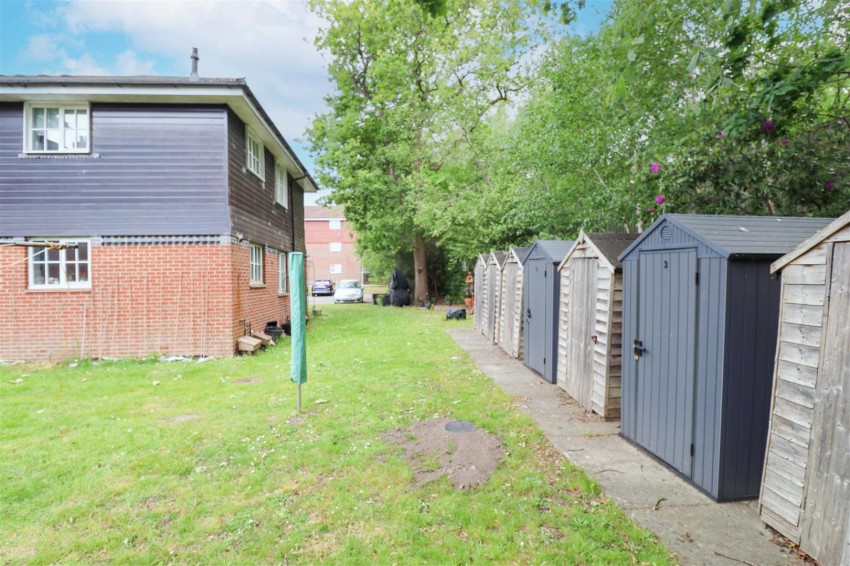 Images for Lyndhurst Road, Fleet