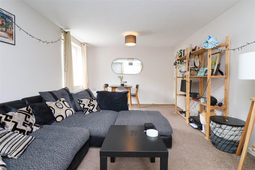 Images for Lyndhurst Road, Fleet