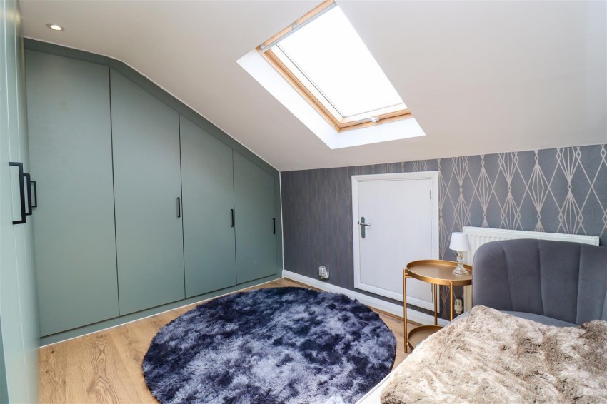 Images for Vicarage Gardens, Church Crookham, Fleet