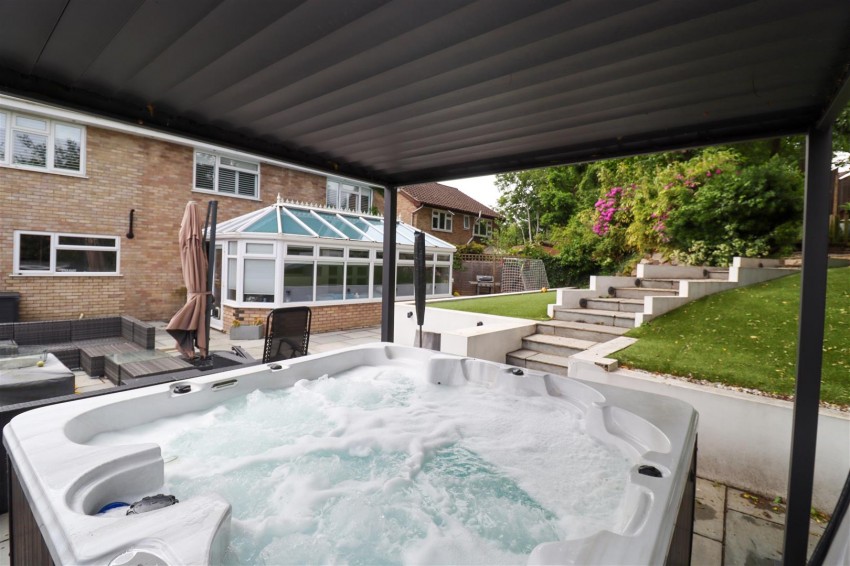 Images for Vicarage Gardens, Church Crookham, Fleet