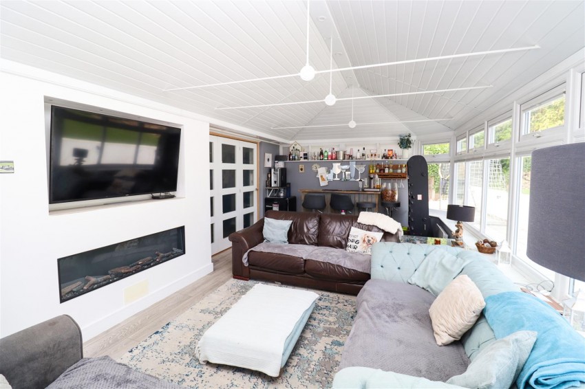 Images for Vicarage Gardens, Church Crookham, Fleet