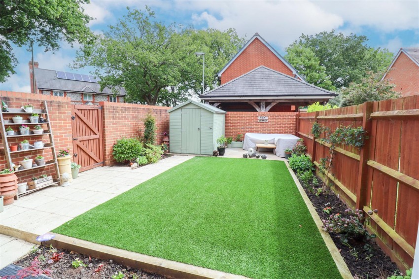 Images for Jubilee Drive, Church Crookham, Fleet