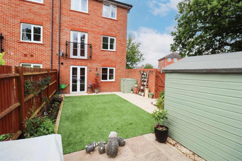 Images for Jubilee Drive, Church Crookham, Fleet