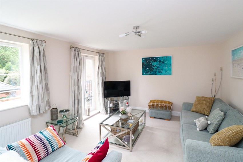 Images for Jubilee Drive, Church Crookham, Fleet