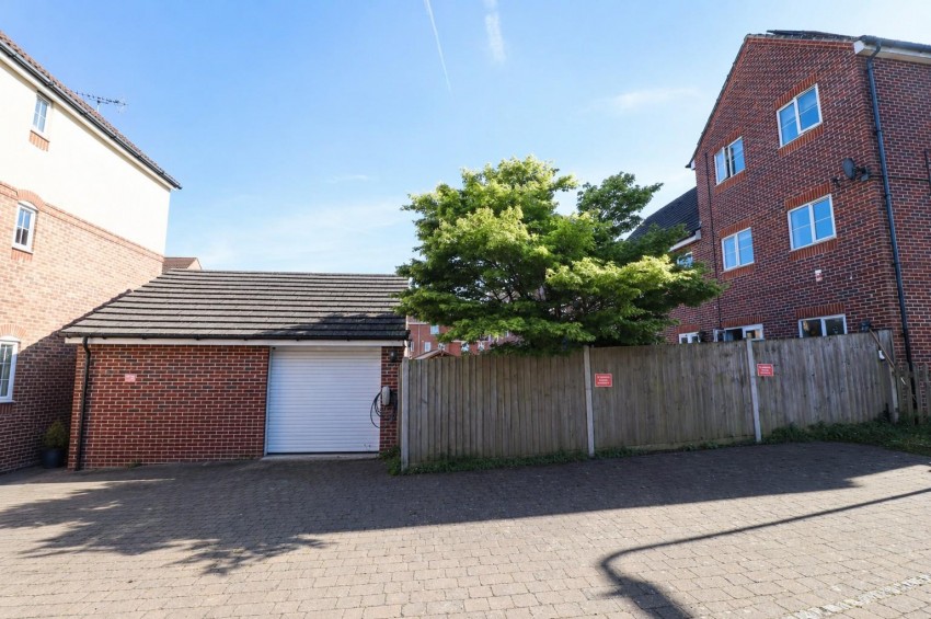 Images for Fawn Drive, Aldershot