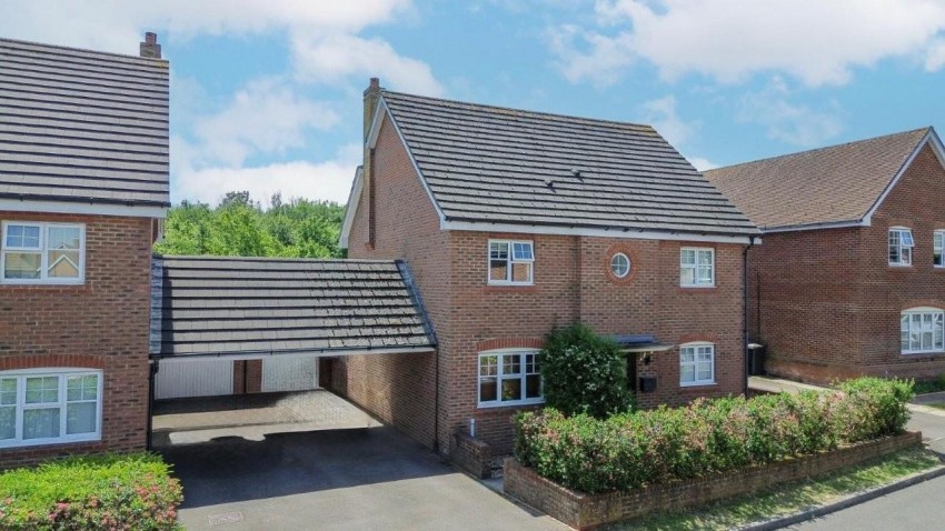 Images for Bufton Field, North Warnborough, Hook