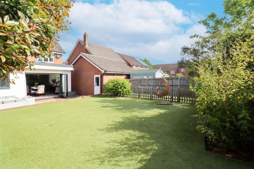 Images for Bufton Field, North Warnborough, Hook