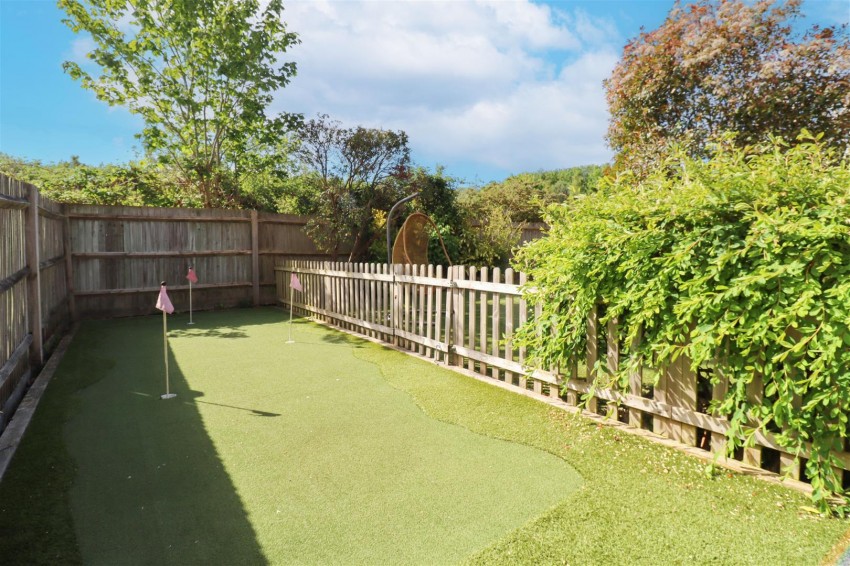 Images for Bufton Field, North Warnborough, Hook
