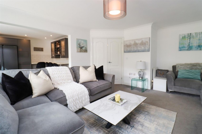 Images for Bufton Field, North Warnborough, Hook