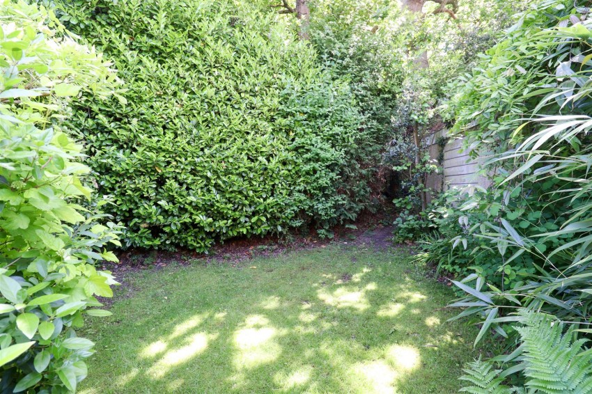 Images for Sycamore Crescent, Church Crookham, Fleet