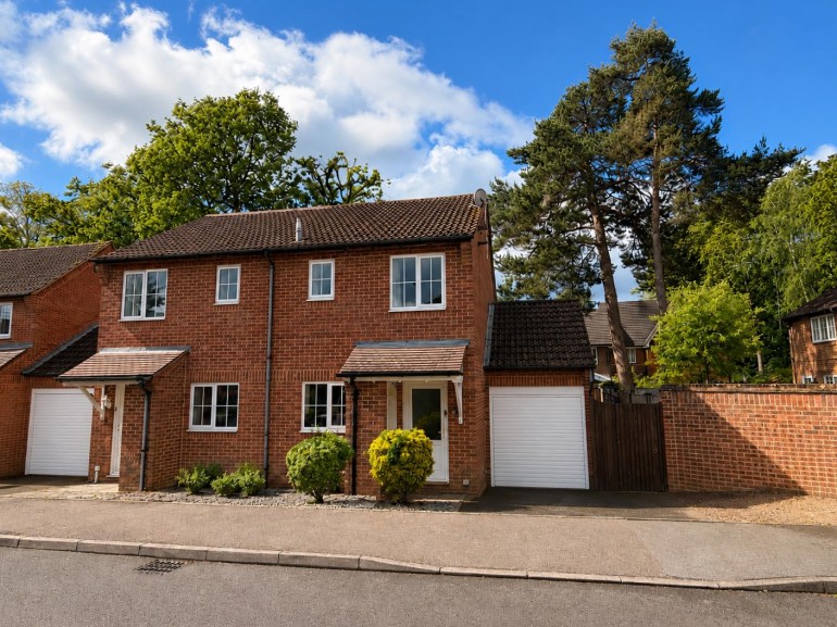 Marlborough View, Farnborough